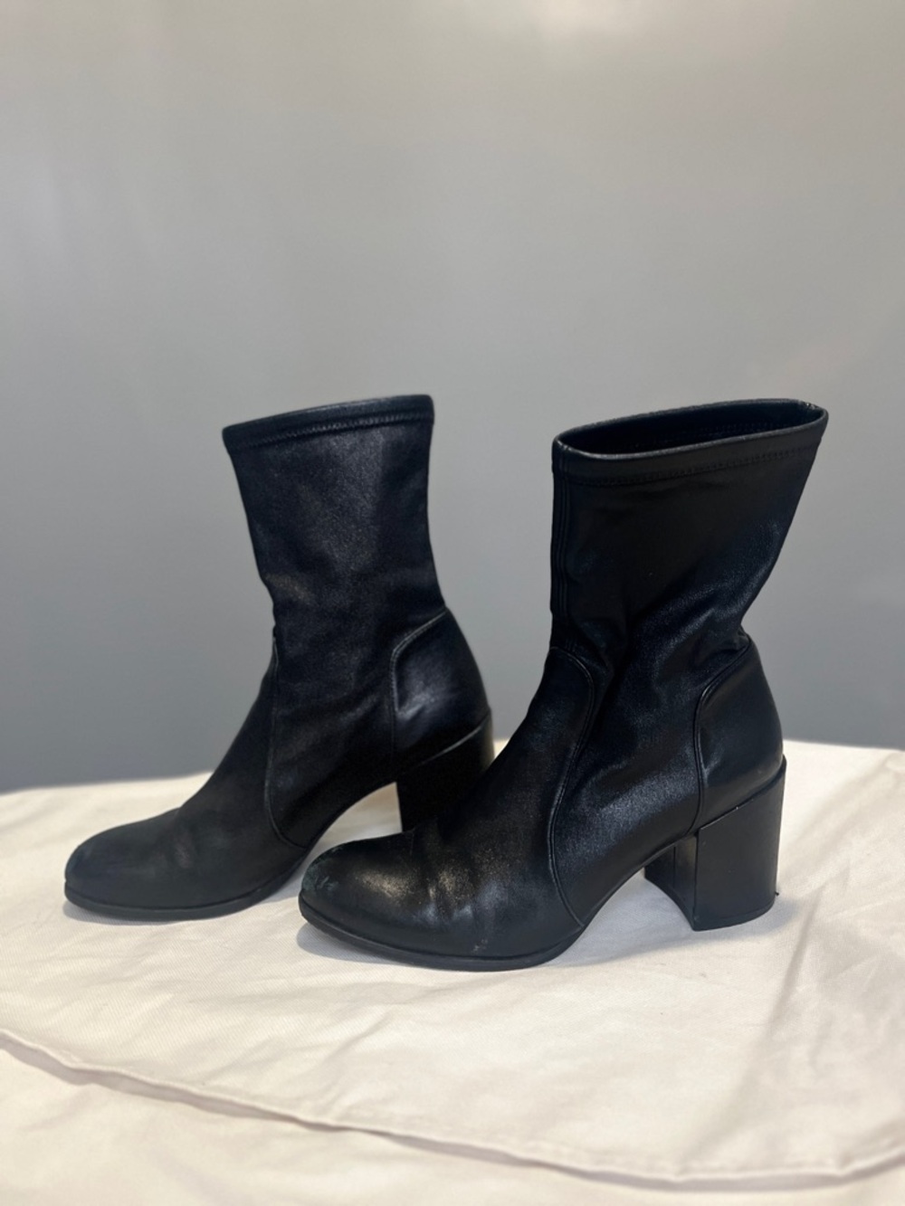 Stuart Weitzman Black Mid-Calf Block Heel Stretch Boots